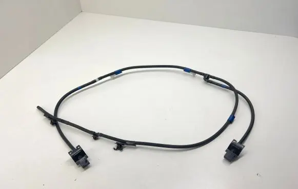 Windshield washer spray nozzle