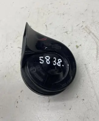 Audi A4 S4 B6 8E 8H Horn signal 8E0951223