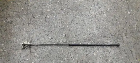 Volvo 850 Tailgate strut 463468