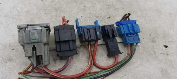BMW 5 E60 E61 Other devices 12517790183 53781210