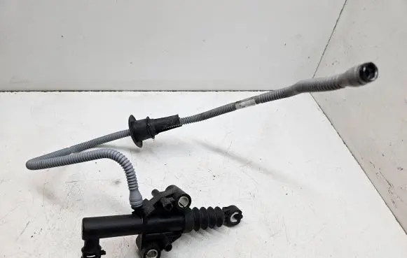 Renault Trafic III (X82) Clutch slave cylinder 306105360R