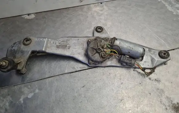 Volvo 850 Rear window wiper mechanism 3397020299 3512310