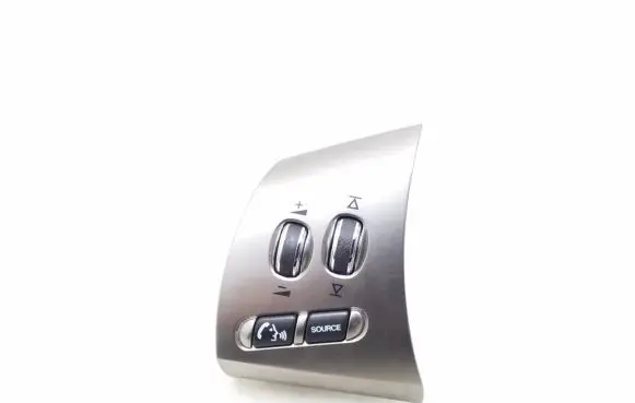 Steering wheel buttons/switches