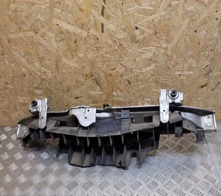 Toyota Yaris Top upper radiator support slam panel