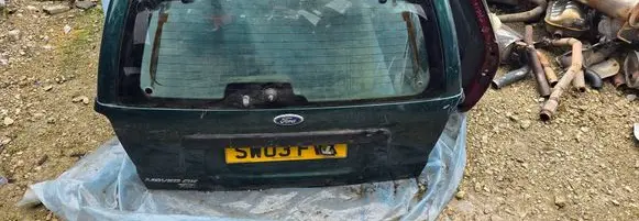 Ford Maverick Tailgate/trunk/boot lid