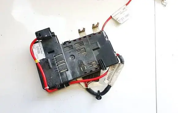 Volvo S60 Fuse box set 31337183