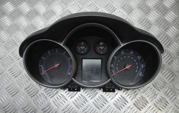 Chevrolet Cruze Speedometer (instrument cluster) 95487986 B1276