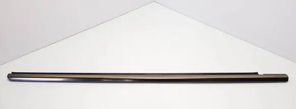 Mercedes-Benz E W210 Rear side glass trim 