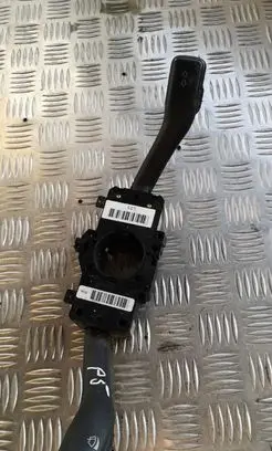 Volkswagen PASSAT B5 Indicator stalk 4b0953503e