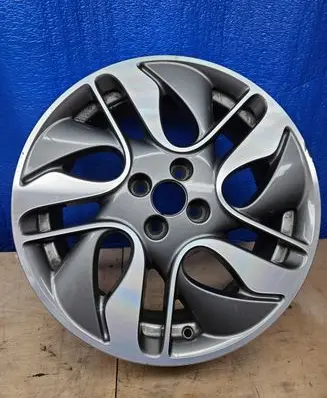 Renault Captur R17 alloy rim 