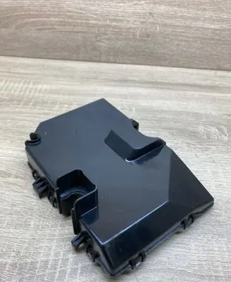 Hyundai Tucson JM Fuse box cover 912102D020