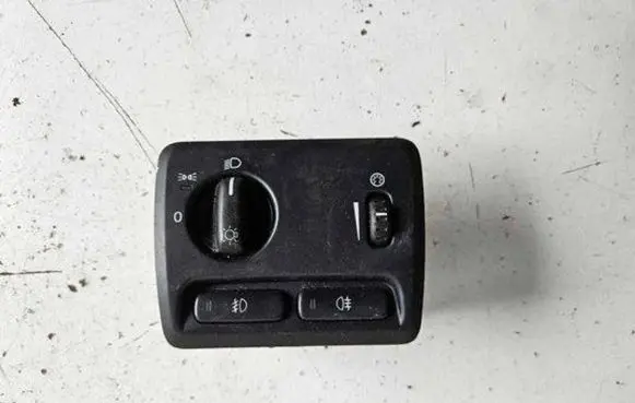 Volvo V70 Light switch 30739312 06W19E04 ML193100112