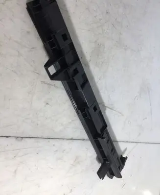 Mercedes-Benz GLA W156 X156 Radiator mount bracket A2465011720