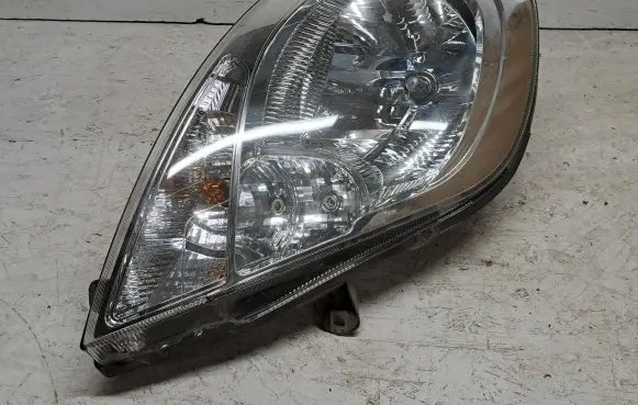 Opel Vivaro Headlight/headlamp 8200701356 89313980 93859830