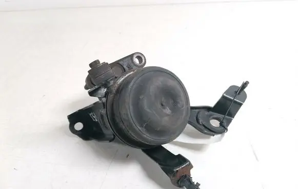 Toyota Corolla Verso E121 Engine mount bracket 12305-27020