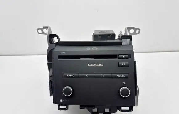 Lexus CT 200H Radio/CD/DVD/GPS head unit PW65000030 8684020A014 10R0412896