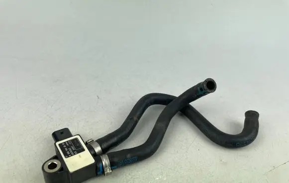 Mercedes-Benz E W213 Exhaust gas pressure sensor A0009056503 A2134920800