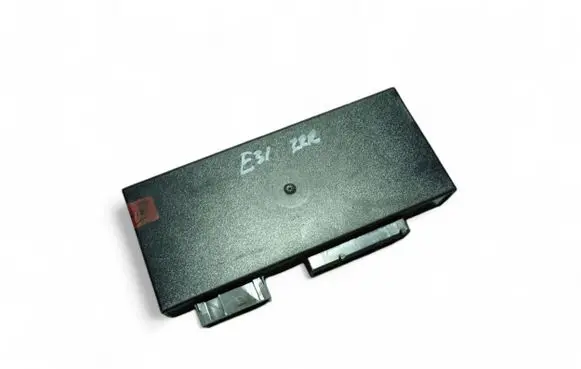 BMW 8 E31 Other control units/modules 61351383411 1383411