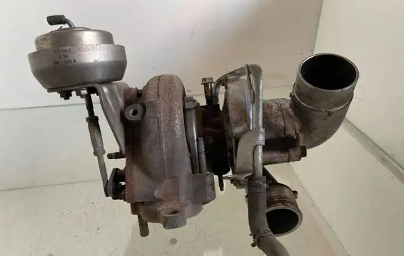 Toyota Corolla Verso AR10 Turbo 172010R020 0803230112