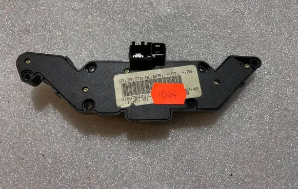 Mercedes-Benz ML W163 Electric window control switch a1638203610 1638203610