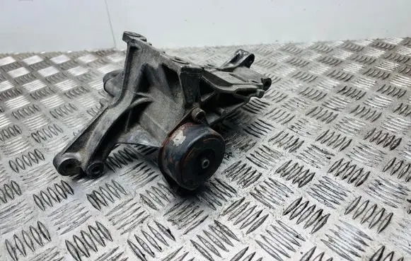 Volkswagen Sharan Generator/alternator bracket 028903143AB