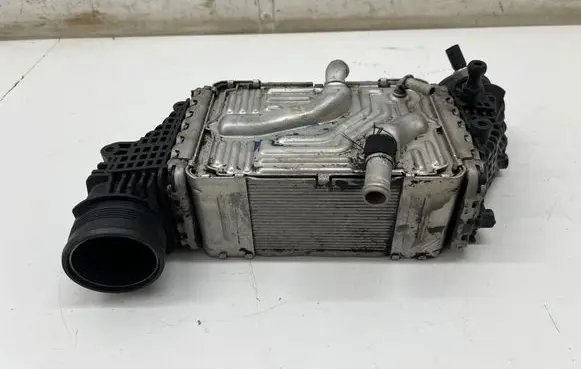 Volkswagen Transporter - Caravelle T6 Intercooler radiator 
