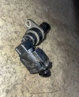BMW 5 E39 Crankshaft position sensor 2247926