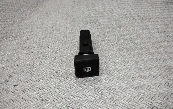 KIA Carens II Windscreen/window heater switch