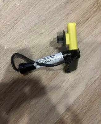 BMW X1 U11 Bonnet Pedestrian Airbag Actuator 9883419