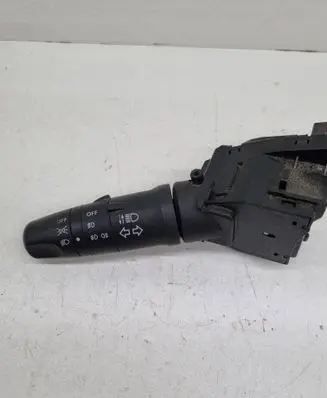 Nissan X-Trail T30 Indicator stalk 25540