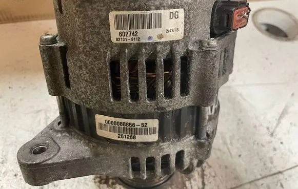 Hyundai Tucson JM Generator/alternator 602742 000008885652 261268