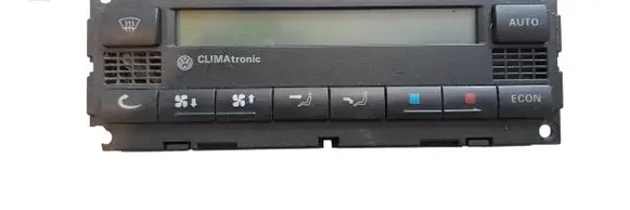 Volkswagen Golf IV Climate control/heater control trim 