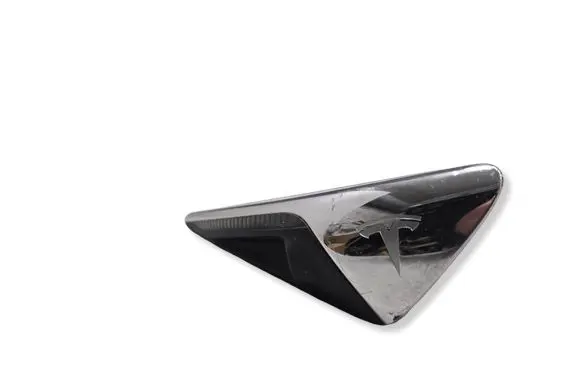 Tesla Model S Side fender camera 112510700B