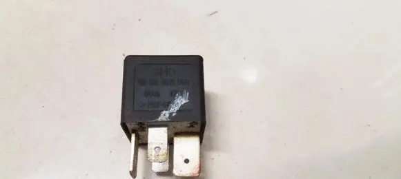 Audi A3 S3 8L Other relay 899511000 443951253J