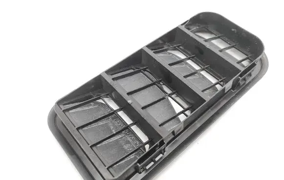 Volkswagen Tiguan Allspace Quarter panel pressure vent 7N0819465E