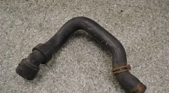 Volkswagen PASSAT B5.5 Engine coolant pipe/hose 8D0121101AD PA66FF30