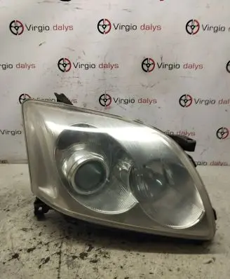 Toyota Avensis T250 Headlight/headlamp UPM66GF20