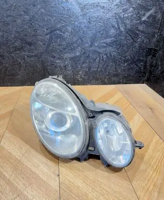Mercedes-Benz E W211 Headlight/headlamp 