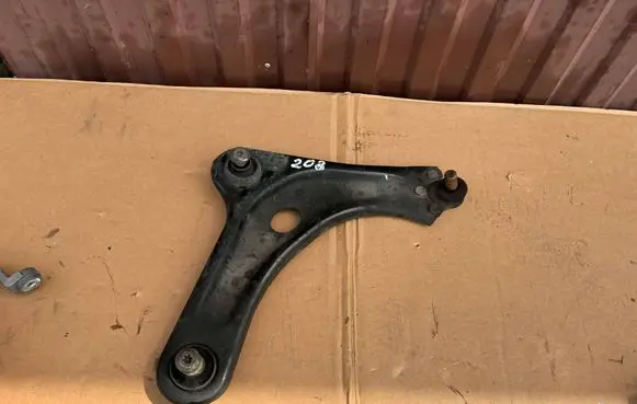 Peugeot 208 I Front control arm 71208