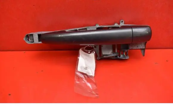 Peugeot 208 I Front door exterior handle 9680168580