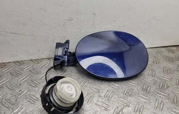 Mazda CX-7 Fuel tank cap EH44