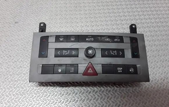 Peugeot 407 Climate control unit 96573322