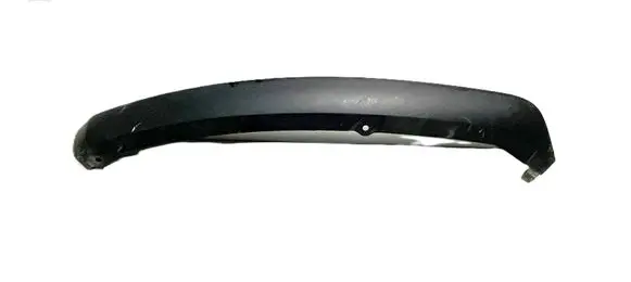 Front bumper lip