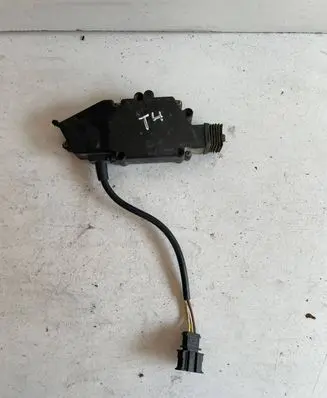 Volkswagen Transporter - Caravelle T4 Central locking motor 701959783B