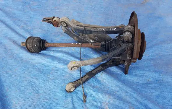 Mercedes-Benz SL R230 Rear wheel hub spindle/knuckle ZWROTNICA230LTT