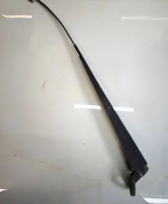 Nissan Terrano Front wiper blade arm