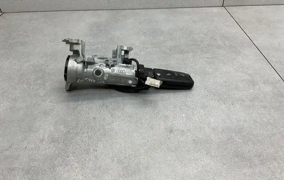 Skoda Octavia Mk3 (5E) Ignition lock 5Q0905865 1K0905851