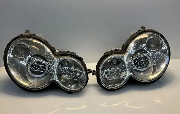 Mercedes-Benz C W203 Headlights/headlamps set 