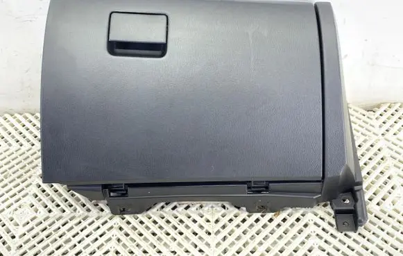 Mazda 3 II Glove box set 