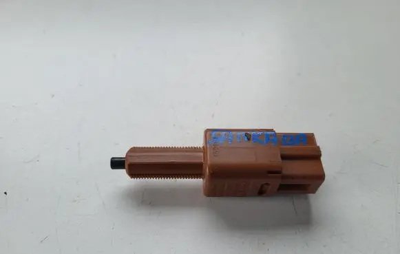 Clutch pedal sensor
